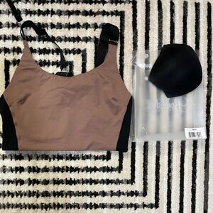 Bombshell Sportswear banded sports bra in cocoa size XL NWT